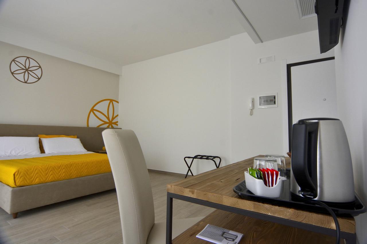 Bed and Breakfast Il Rifugio Dei Templari à Lecce Extérieur photo